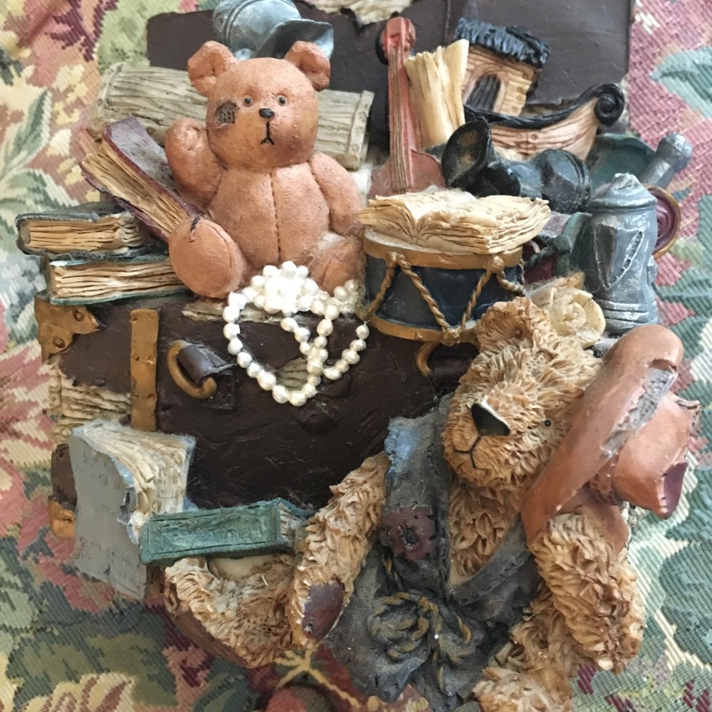Treasure chest piggy bank